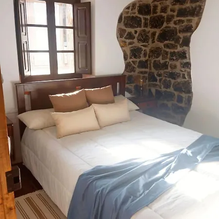 Junto Al Sella Crle834 *