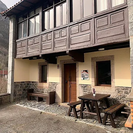 Junto Al Sella Crle834 Chalet Ribota