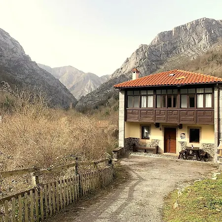Casa Rural Ribota