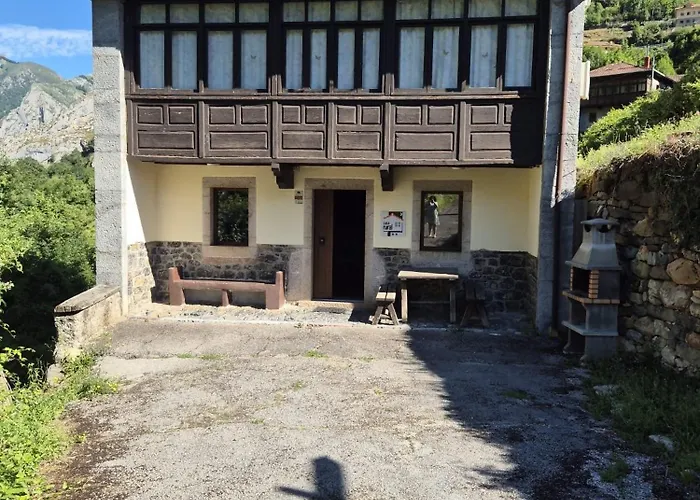 Junto Al Sella Crle834