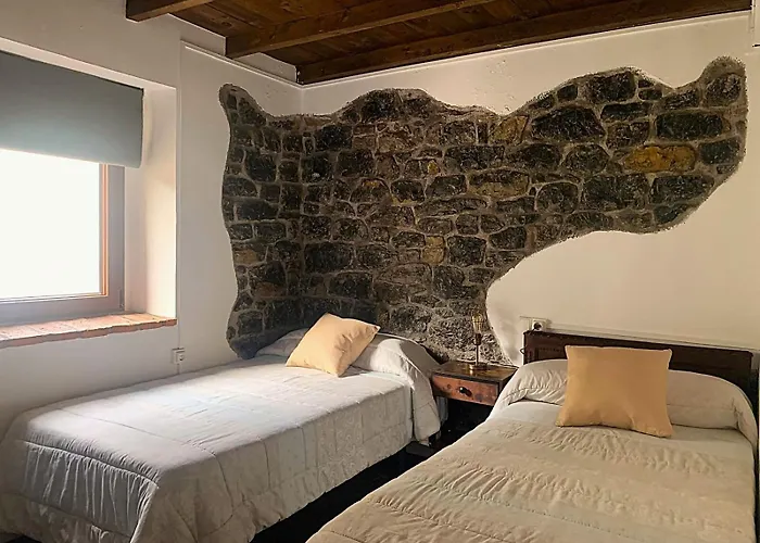 Junto Al Sella Crle834